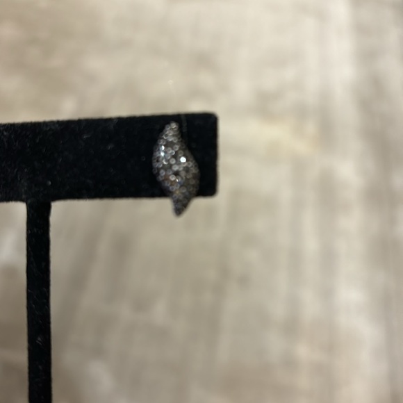 David Yurman black diamond stud earrings - Picture 5 of 5